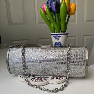 Kenneth Cole UNLISTED Brand Silver Evening Clutch with chain Clip Closure